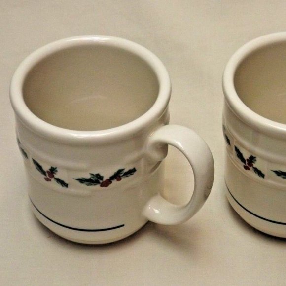 Longaberger Pottery Set of 2 Woven Traditions Traditional Holly Mugs USA - Picture 4 of 16